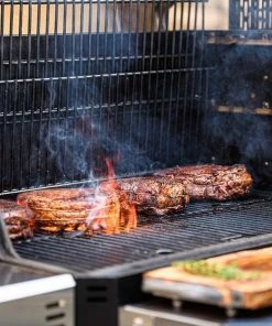 Masterbuilt Gravity Series® 1050 Digital Charcoal Grill + Smoker Grills