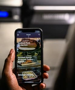 Masterbuilt Gravity Series® 560 Digital Charcoal Grill + Smoker